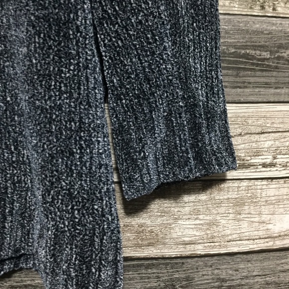 Orvis Classic Collection V Neck Sweater Women’s XXL Blue Gray Casual - Picture 9 of 9